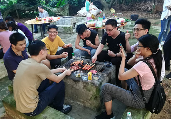 “挑战自我，凝聚实力，熔炼一流团队” 广东尊龙凯时人生就是搏检测户外拓展活动