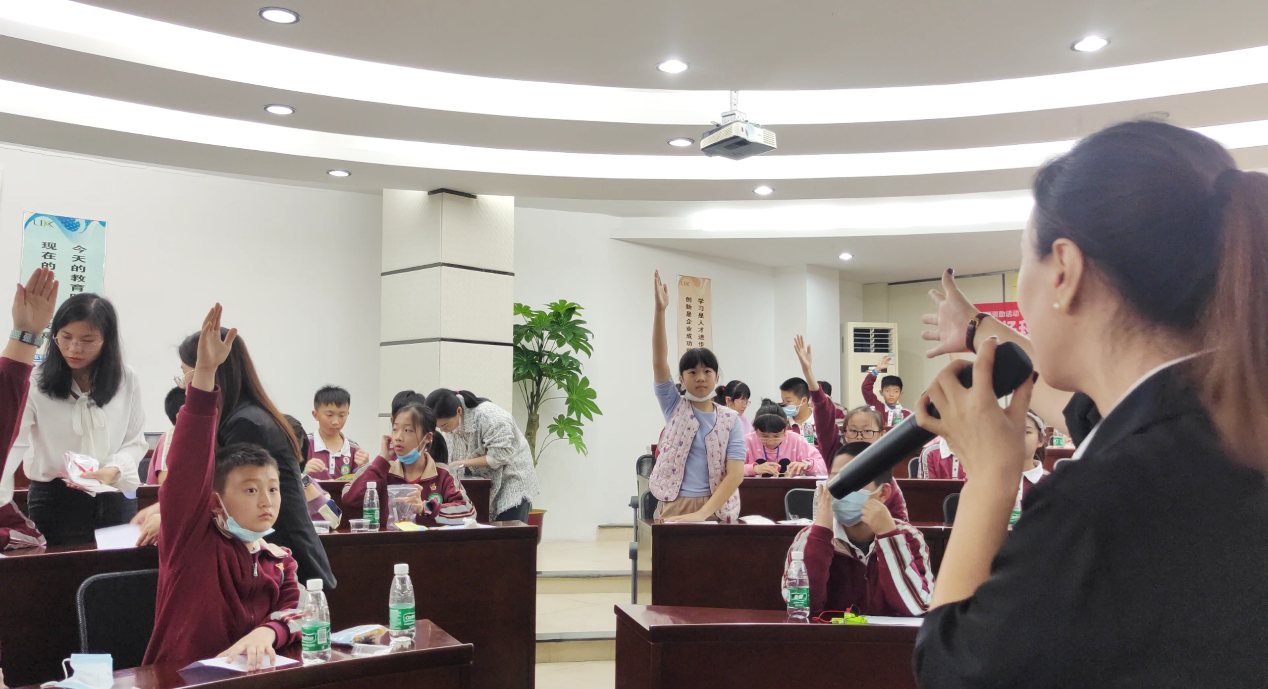 “弘扬科学精神，普及科学知识”尊龙凯时人生就是搏科普开放日及检测体验活动