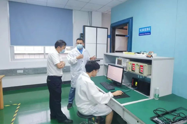 常平镇镇长李中文向导一行莅临尊龙凯时人生就是搏旅行指导